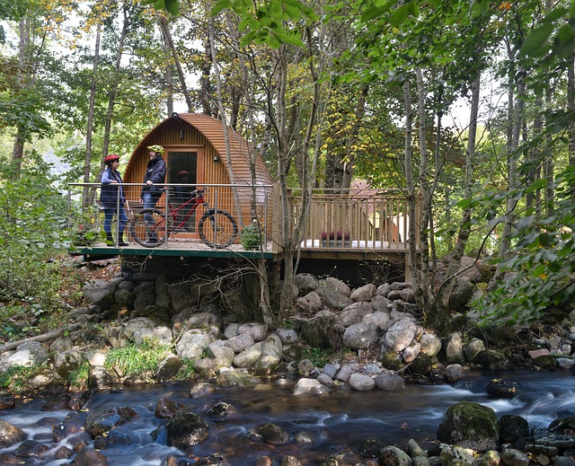 Emplacements de camping insolites en France pour des vacances en famille mémorables